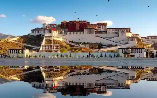The Potala Palace, Lhasa  from Chrome web store to be run with OffiDocs Chromium online