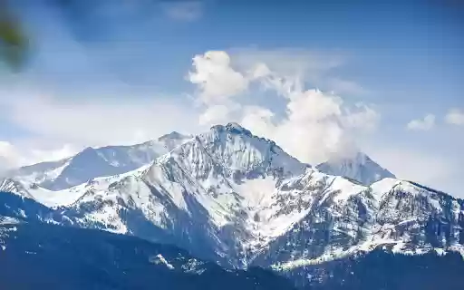 The sky is full of snow  from Chrome web store to be run with OffiDocs Chromium online
