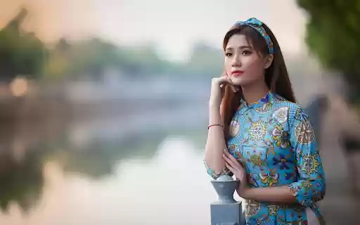 The young girl asked  from Chrome web store to be run with OffiDocs Chromium online