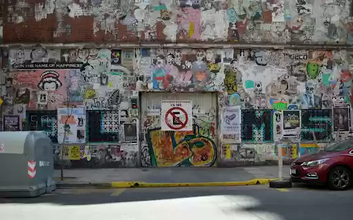 Vibrant Graffiti Wall in Córdoba, Argentina  from Chrome web store to be run with OffiDocs Chromium online