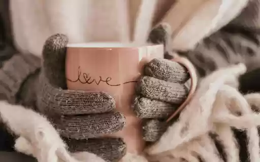 Warm Love in Winter  from Chrome web store to be run with OffiDocs Chromium online