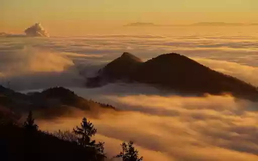 White cloudy mountains  from Chrome web store to be run with OffiDocs Chromium online