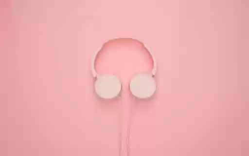 White Headphones  from Chrome web store to be run with OffiDocs Chromium online