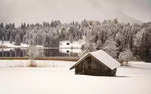 Winter Cabin Silence  from Chrome web store to be run with OffiDocs Chromium online