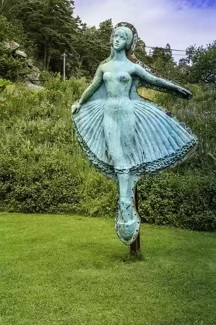 免费下载雕塑人物花园女性 - 使用 GIMP 在线图像编辑器编辑免费照片或图片