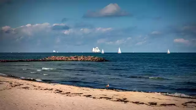 ດາວ​ໂຫຼດ​ຟຣີ Sea Baltic Sailing Boats ແມ່​ແບບ​ຮູບ​ພາບ​ທີ່​ຈະ​ໄດ້​ຮັບ​ການ​ແກ້​ໄຂ​ທີ່​ມີ GIMP ອອນ​ໄລ​ນ​໌​ບັນ​ນາ​ທິ​ການ​ຮູບ​ພາບ​