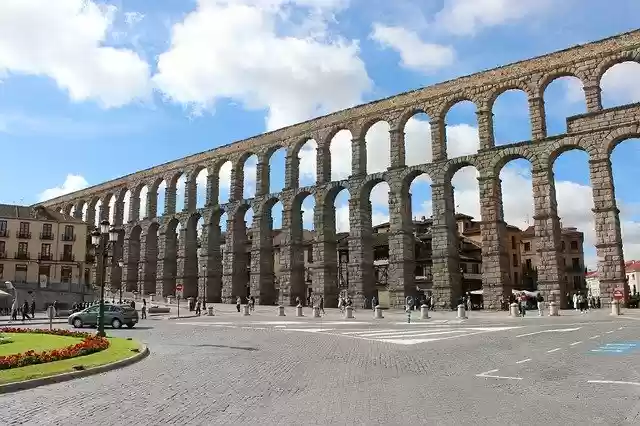 Free download Segovia Spain Aqueduct -  free photo or picture to be edited with GIMP online image editor