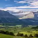 Snow capped mountains wallpaper  screen for extension Chrome web store in OffiDocs Chromium