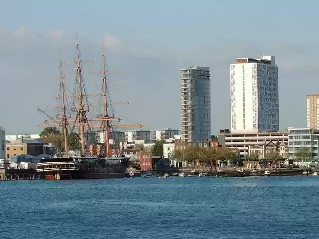 Free download Spinnaker Tower Gosport England -  free photo or picture to be edited with GIMP online image editor