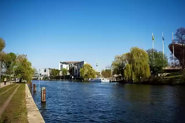 Free download Spree Berlin Moabit Tv -  free photo or picture to be edited with GIMP online image editor