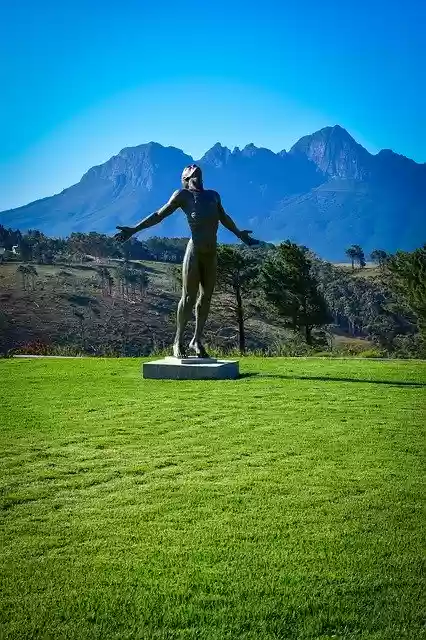 Free download Statue Mountain Vineyard Idiom -  free free photo or picture to be edited with GIMP online image editor