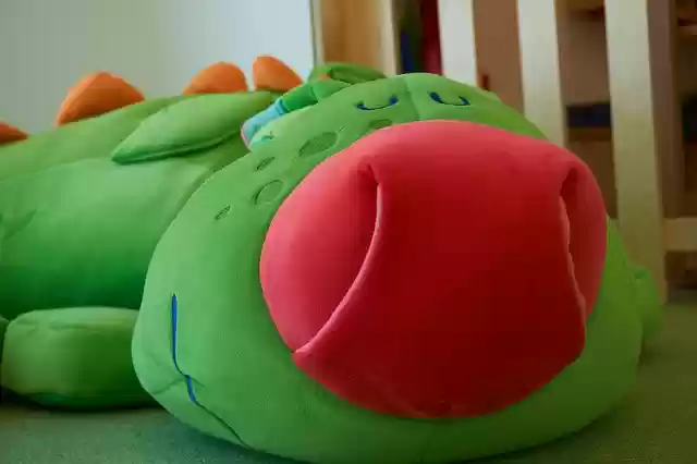 Free download stuffed animal dragon seat dragon free picture to be edited with GIMP free online image editor