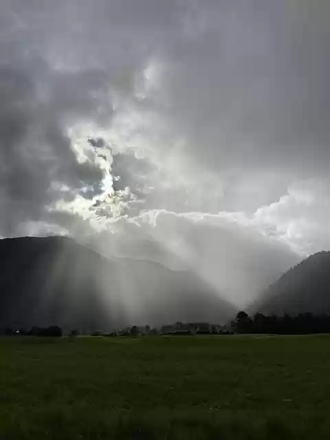 Free download sun rays mountains scenery summer free picture to be edited with GIMP free online image editor