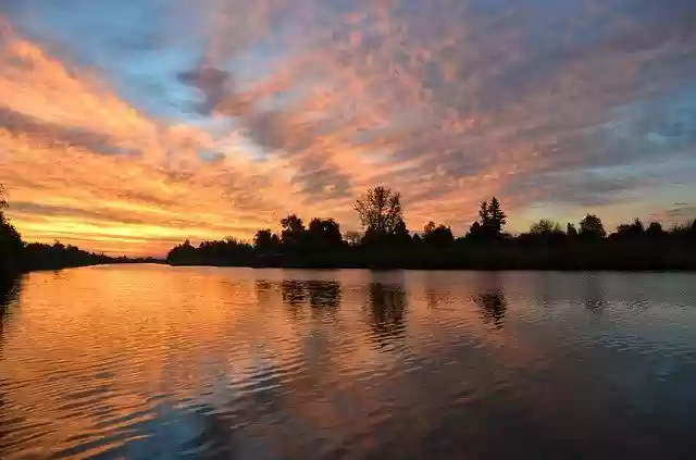 Free download Sunrise Glow Reflection -  free photo or picture to be edited with GIMP online image editor