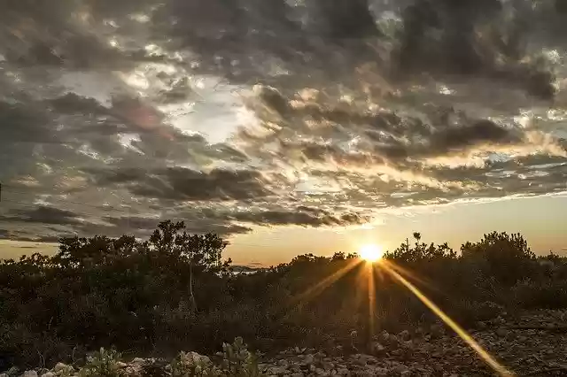 Téléchargement gratuit du modèle de photo gratuit Sunset Clouds Sky à éditer avec l'éditeur d'images en ligne GIMP