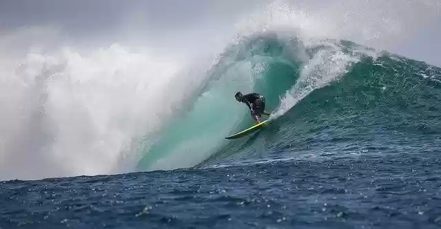 ດາວ​ໂຫຼດ​ຟຣີ Surfing Big Waves ໃນ​ມະ​ຫາ​ສະ​ຫມຸດ​ອິນ​ເດຍ - ຮູບ​ພາບ​ຟຣີ​ຫຼື​ຮູບ​ພາບ​ທີ່​ຈະ​ໄດ້​ຮັບ​ການ​ແກ້​ໄຂ​ກັບ GIMP ອອນ​ໄລ​ນ​໌​ບັນ​ນາ​ທິ​ການ​ຮູບ​ພາບ