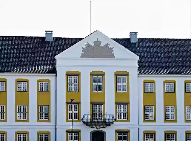Free download the castle of augustenborg denmark free picture to be edited with GIMP free online image editor