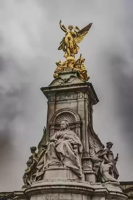 Free download The Queen Victoria Memorial -  free photo or picture to be edited with GIMP online image editor