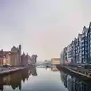 Tourist street by the river  screen for extension Chrome web store in OffiDocs Chromium