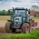 Tractors in season  screen for extension Chrome web store in OffiDocs Chromium
