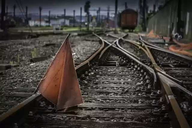 Descarga gratuita Train Track Rails - foto o imagen gratis para editar con el editor de imágenes en línea GIMP