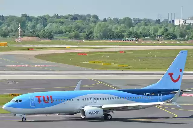 Free download tuifly boeing dus airport free picture to be edited with GIMP free online image editor