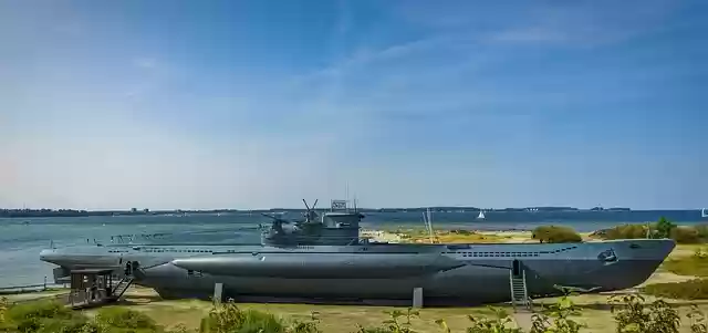 Descărcare gratuită imagine u boat laboe din Marea Baltică pentru editare cu editorul de imagini online gratuit GIMP