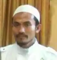 免费下载 Ustad Zainal Hasan 免费照片或图片以使用 GIMP 在线图像编辑器进行编辑