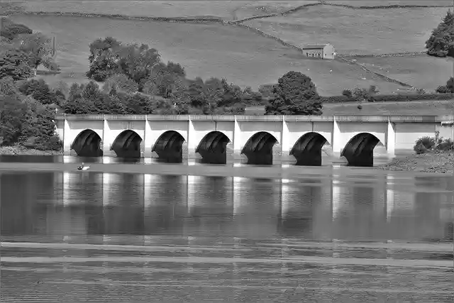 Free download viaduct arches bridge architecture free picture to be edited with GIMP free online image editor