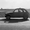 Vintage Car Parked on Roadside  screen for extension Chrome web store in OffiDocs Chromium