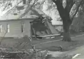 Free download Wapella Tornado Damage: Unidentified 16 free photo or picture to be edited with GIMP online image editor