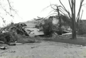 Free download Wapella Tornado Damage: Unidentified 5 free photo or picture to be edited with GIMP online image editor