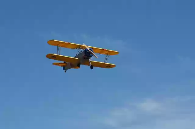 Free download warbird ww2 plane airshow free picture to be edited with GIMP free online image editor