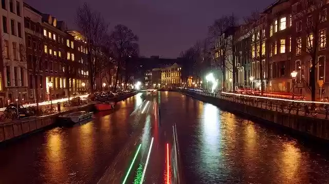 Kostenloser Download Water Amsterdam Niederlande - kostenloses kostenloses Foto oder Bild zur Bearbeitung mit GIMP Online-Bildbearbeitung