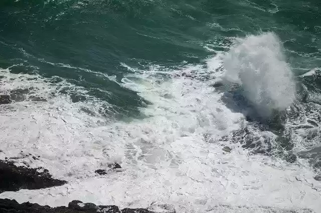 Free download Water Splash Rocks -  free photo or picture to be edited with GIMP online image editor