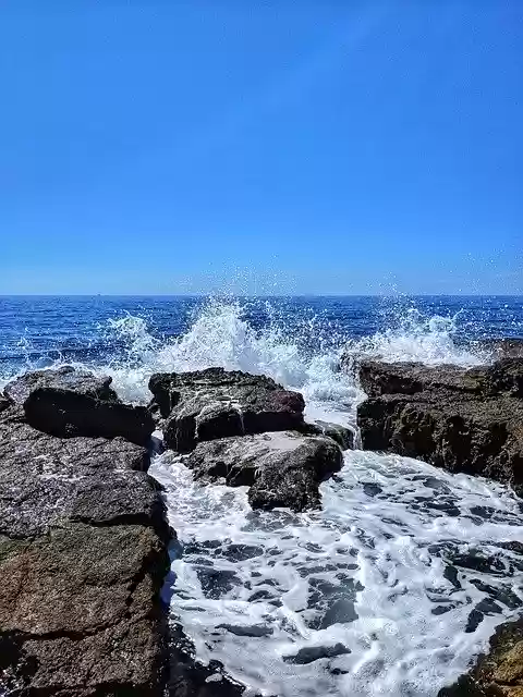 Free download Waves Wave Rocks -  free photo or picture to be edited with GIMP online image editor