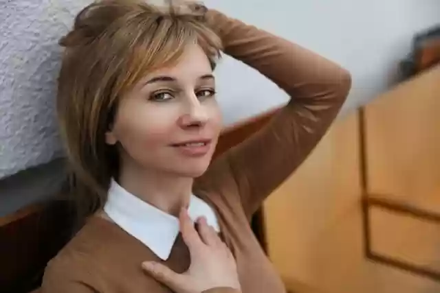 Free download woman bench model face chair free picture to be edited with GIMP free online image editor