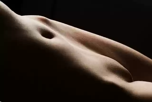 Free download woman body nude eroticism feminine free picture to be edited with GIMP free online image editor