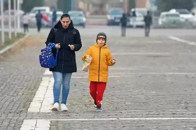 Free download woman child walking path road free picture to be edited with GIMP free online image editor