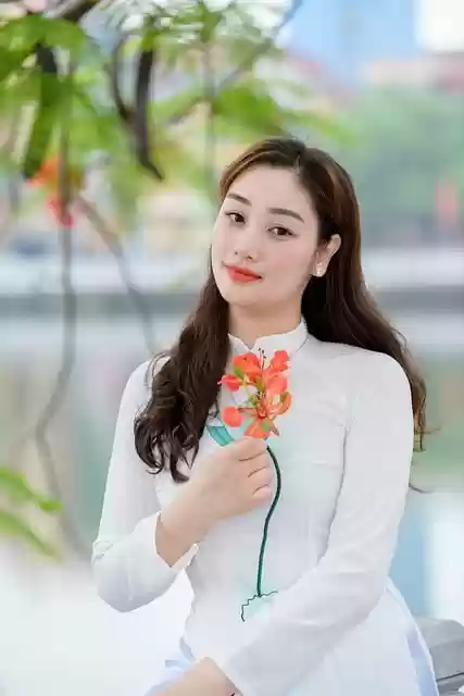 Free download woman model flower bloom young free picture to be edited with GIMP free online image editor